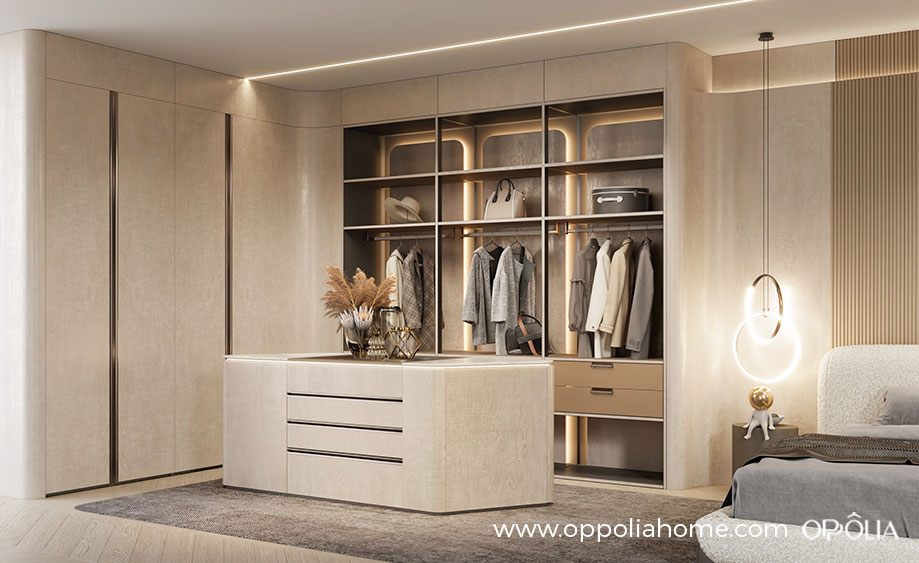 Beige Walk in Closet in Textured UV Lacquer OPPOLIA