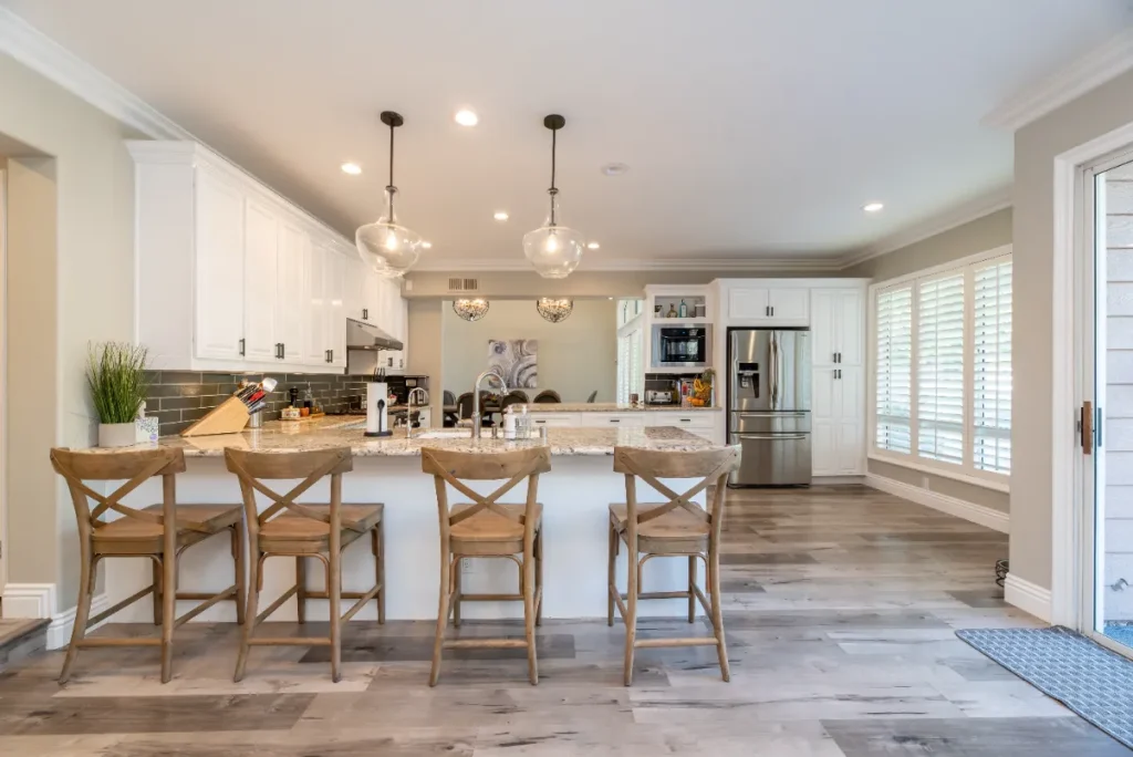 white farmhouse shaker kitchen cabinets